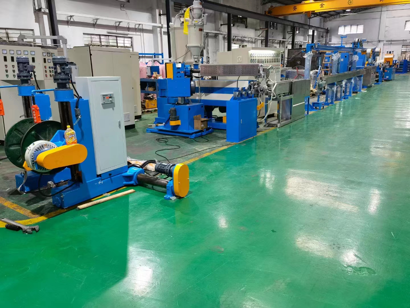 70+50擠出生產(chǎn)線